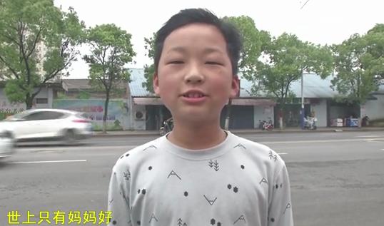 DƬ